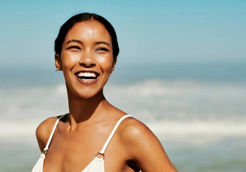 Reduce Dark Spots With This Award-Winning Sun-Damage Solution