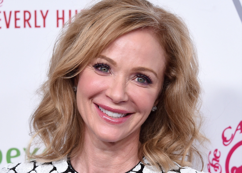 Lauren Holly Talks Bikram Yoga, Turning 57 and Her New Movie on Netflix
