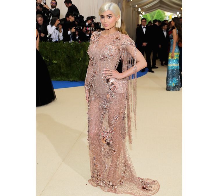 Kylie Jenner in gold gown with blonde bob at the 2017 Met Gala