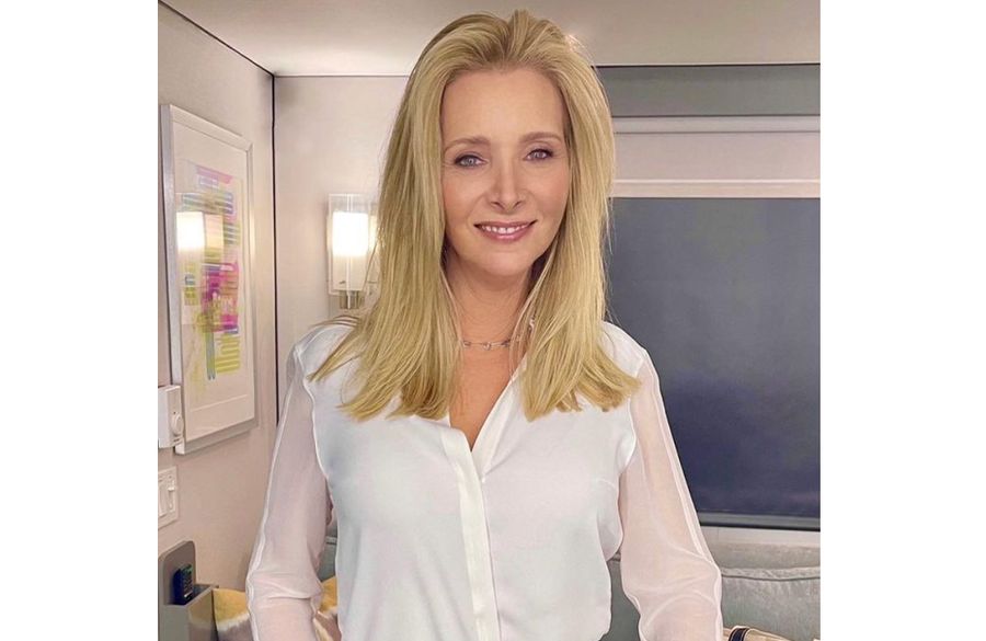 Inside Lisa Kudrow’s Natural ‘Friends’ Reunion Makeup Look