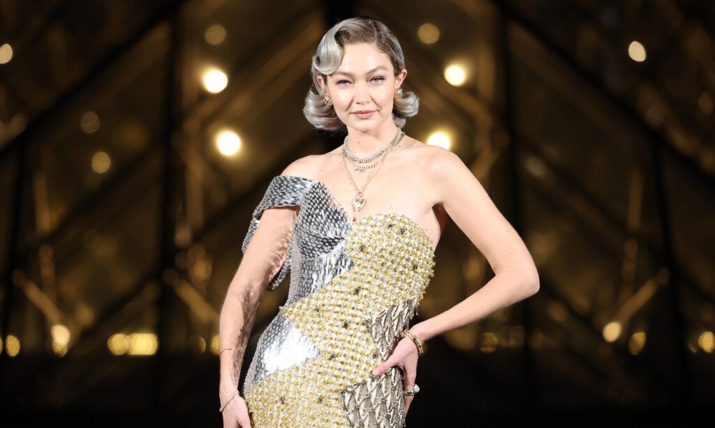 Gigi Hadid gray hair