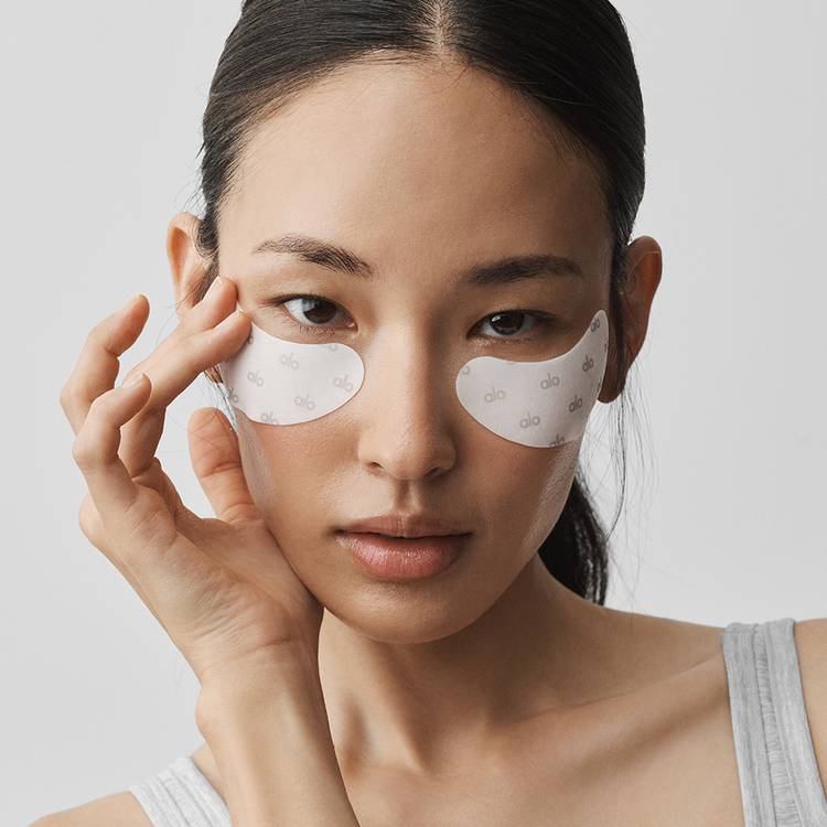 alo beauty eye mask