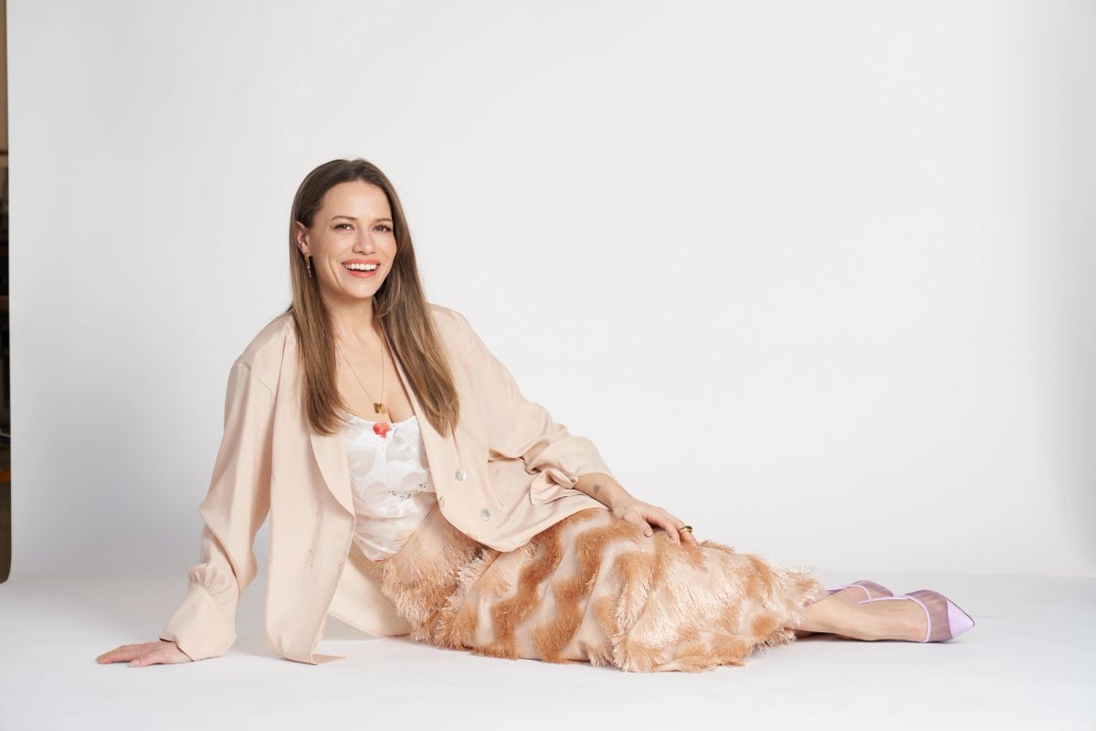 JACKET AND SHIRT: ISOLDA