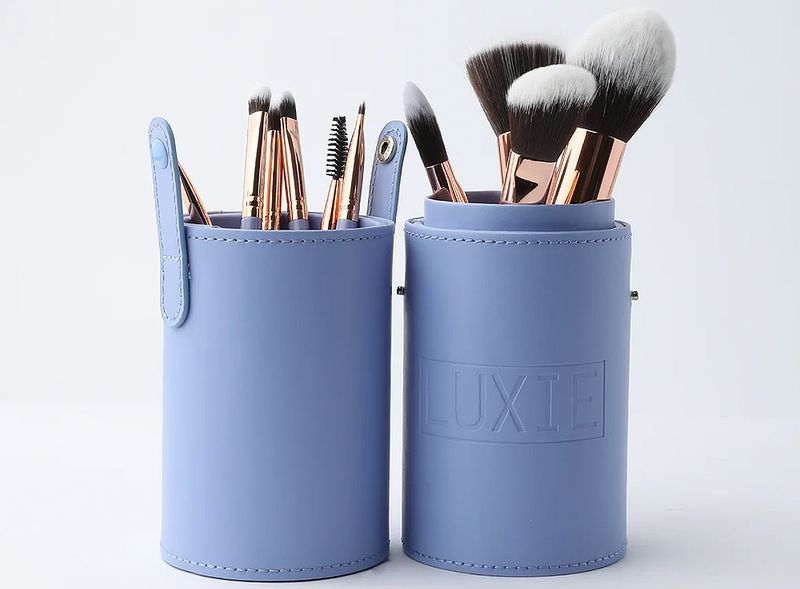 This Chic Brush Set Makes Me Feel Like a Professional Makeup Artist