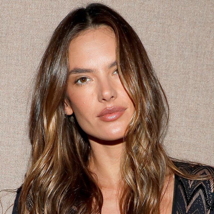 Alessandra Ambrosio light accents