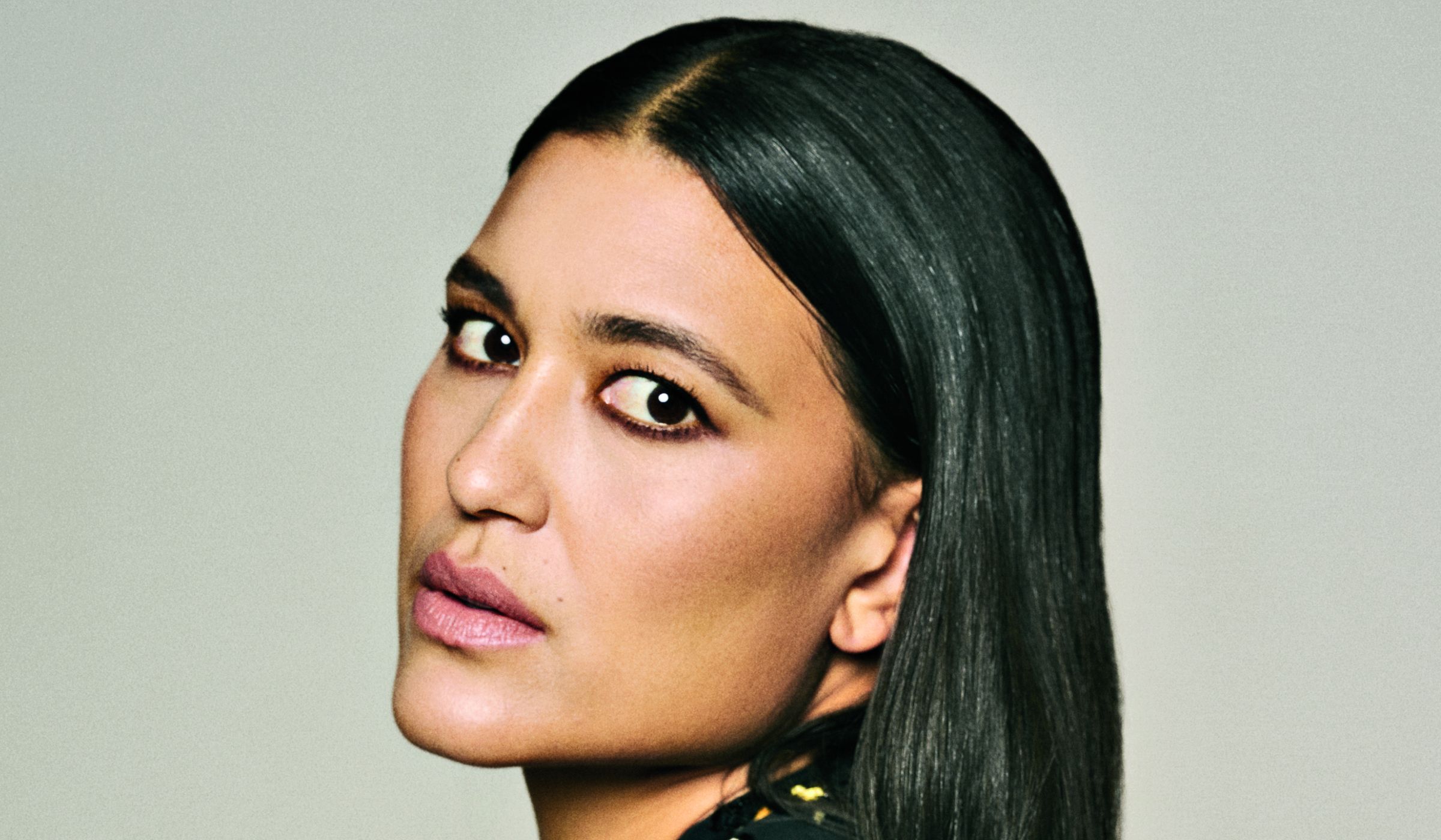 Julia Jones on Her Beauty Icon, Favorite Splurges and the One Thing She Can’t Master