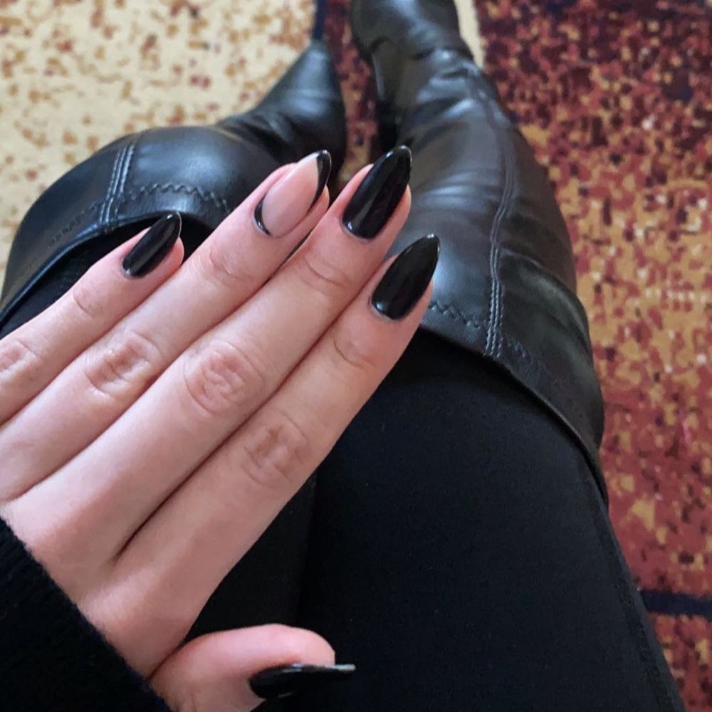 Negative-space accent