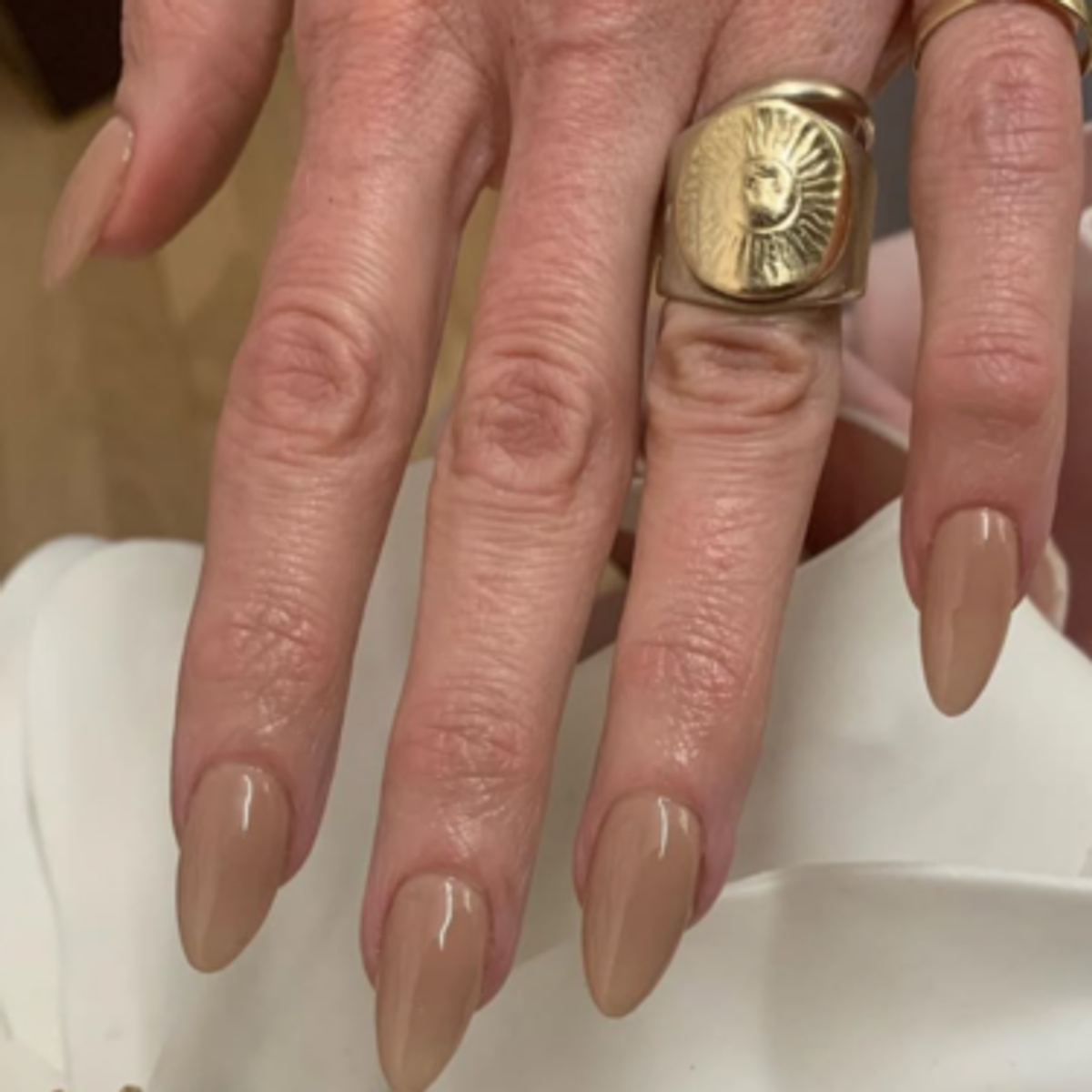nude nails
