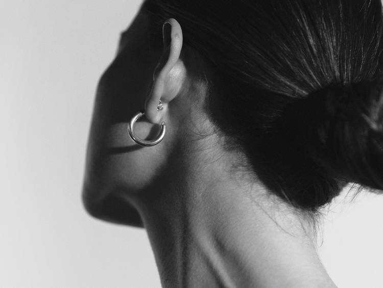 A Face + Neck That Doesn’t Match