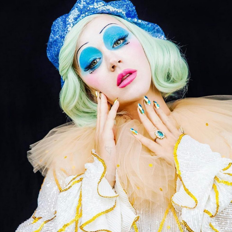 Sad Clown, Happy Nails