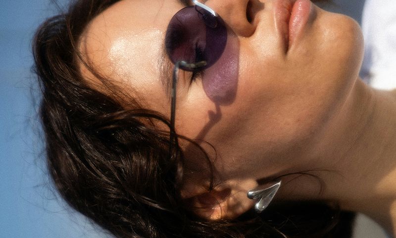woman wearing sunglasses outdoors