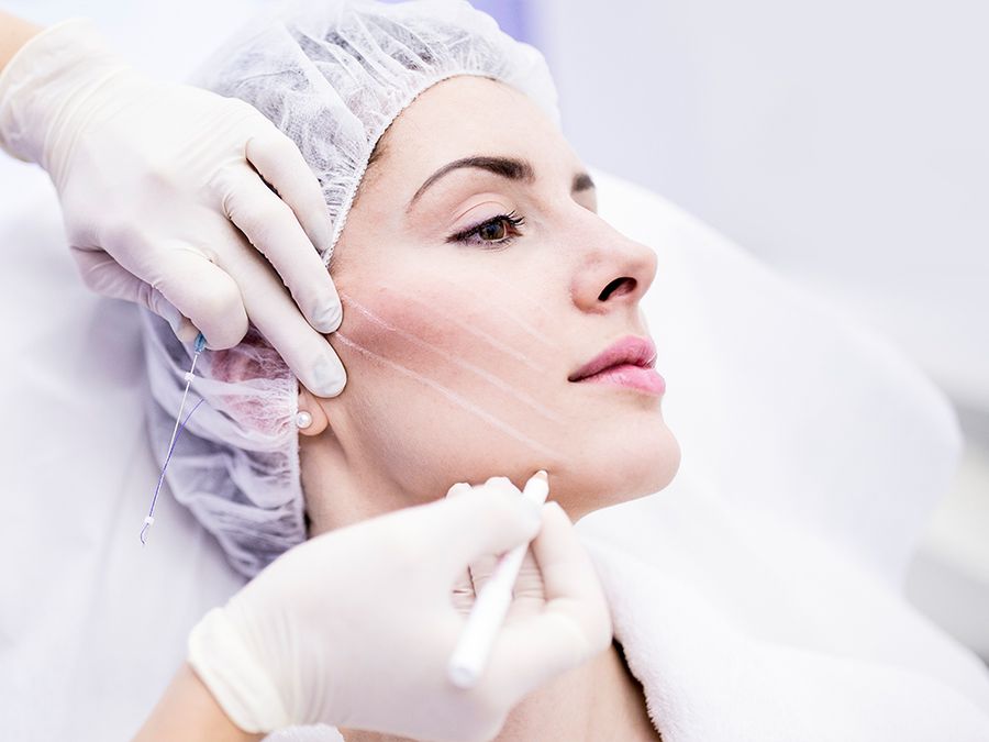 6 Things You Should Never Do When Traveling After Plastic Surgery