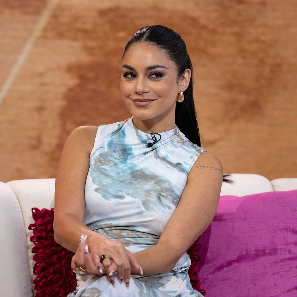 clean-girl-pony-updo