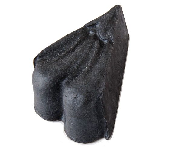 Lush: Coalface Cleansing Charcoal Bar