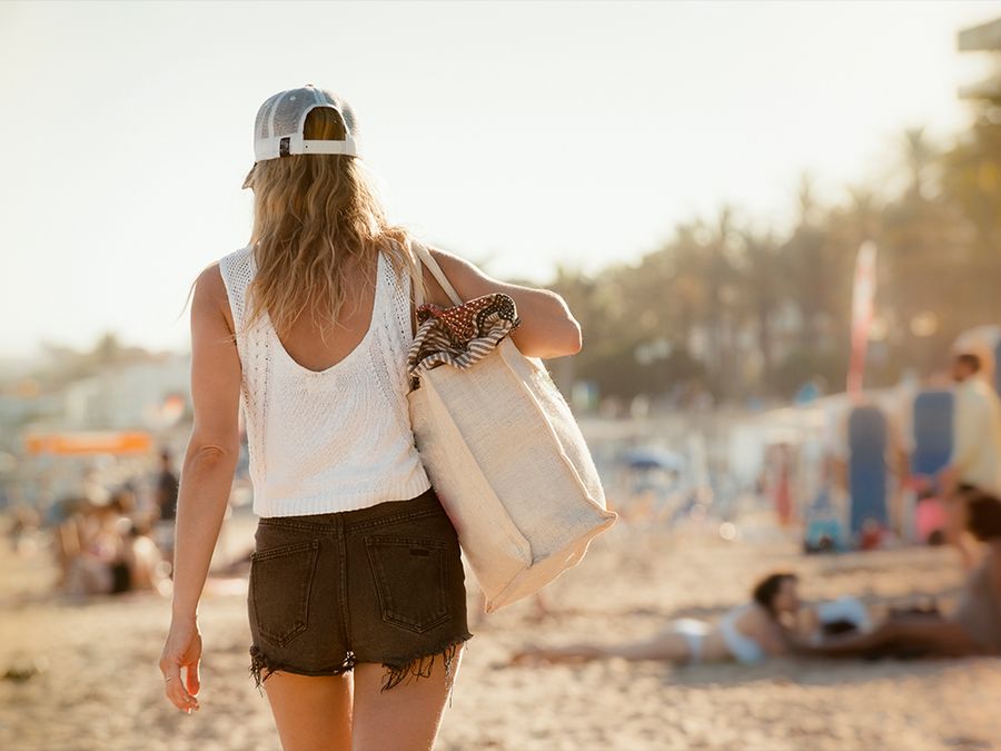 Summer Beach Bag Essentials for the Modern Day Mom