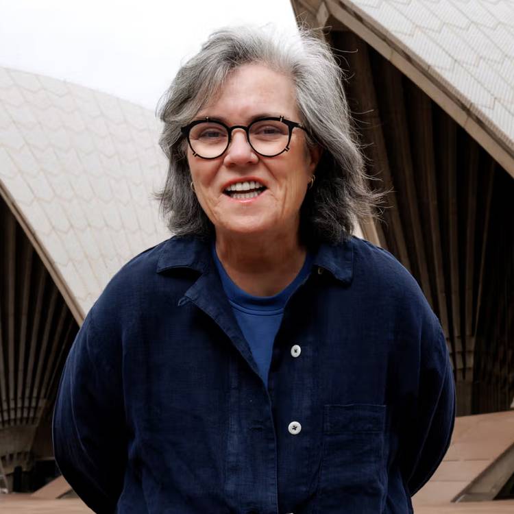 Rosie O'Donnell arrives in Australia ahead of her "Common Knowledge" show at the Sydney Opera House on October 06, 2025 in Sydney, Australia.
