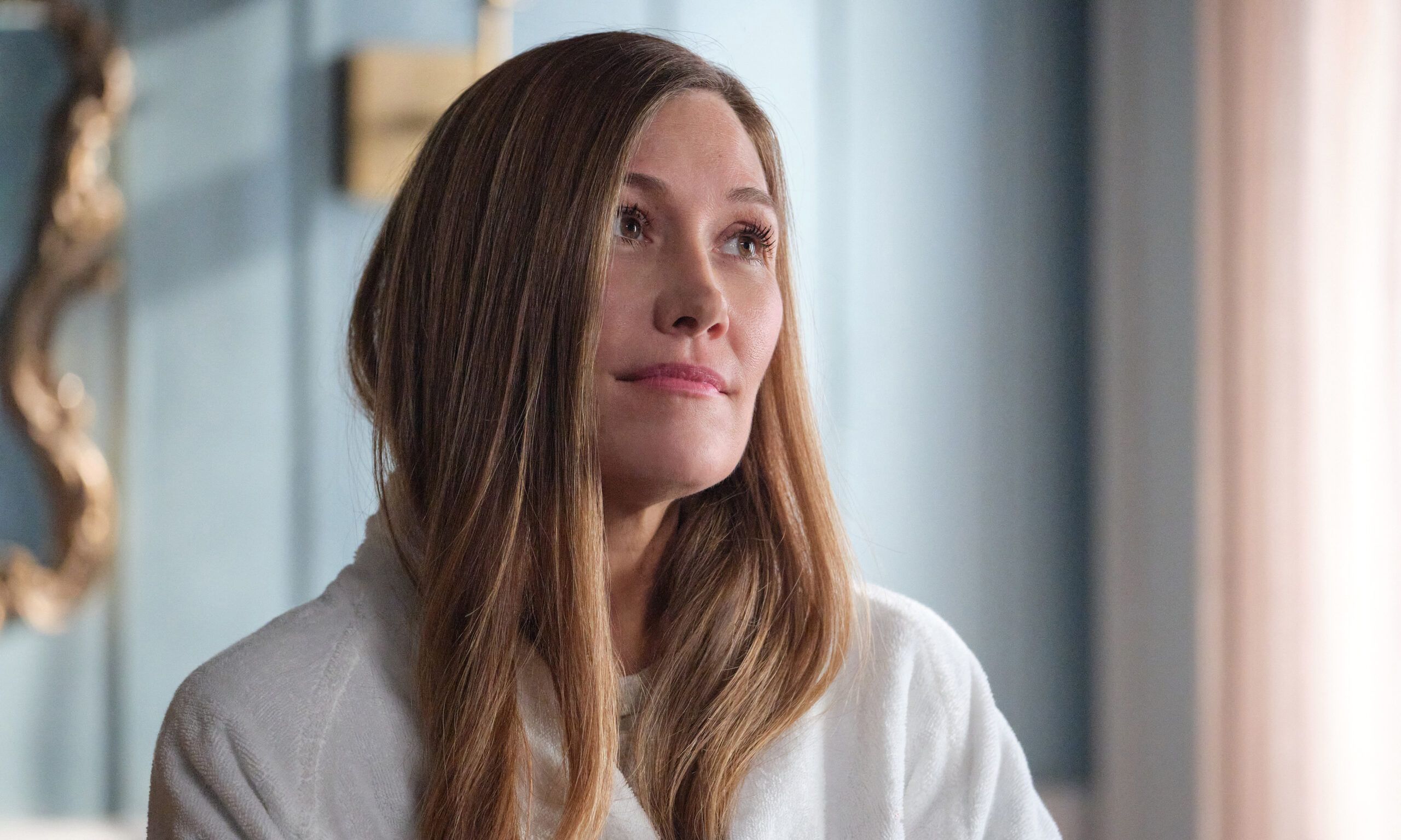 Schuyler Fisk stars in the "The-Chicken-Sisters" on Hallmark.