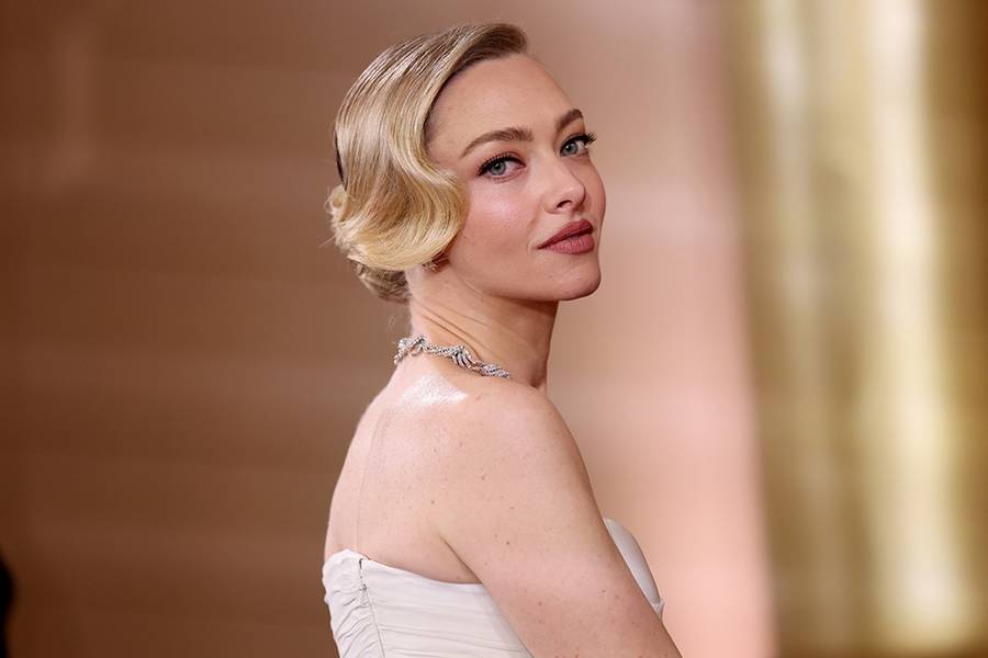BEVERLY HILLS, CALIFORNIA - JANUARY 11: (FOR EDITORIAL USE ONLY) Amanda Seyfried attends the 83rd Annual Golden Globe Awards at The Beverly Hilton on January 11, 2026 in Beverly Hills, California. (Photo by Monica Schipper/Getty Images)