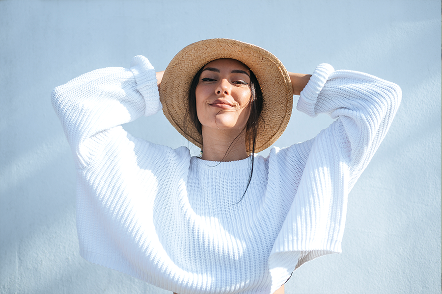 5 Easy Hairstyles to Conceal Overgrown Roots