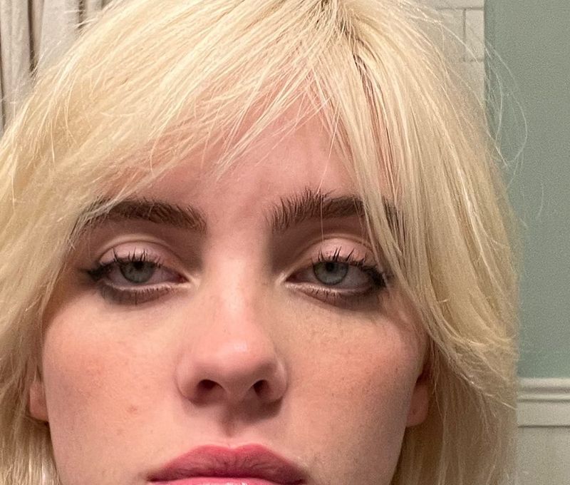 Yes, Sleepy Eyes Are Trending—Here’s How to Get the Eye Look