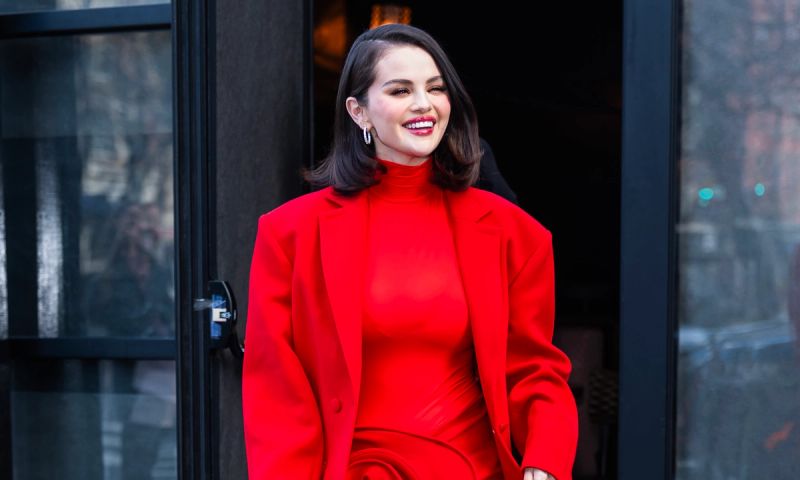 NEW YORK, NEW YORK - MARCH 26: Selena Gomez attends a Rare Beauty event for new Bouncy Blush at the Corner Store in SoHo on March 26, 2025 in New York City.