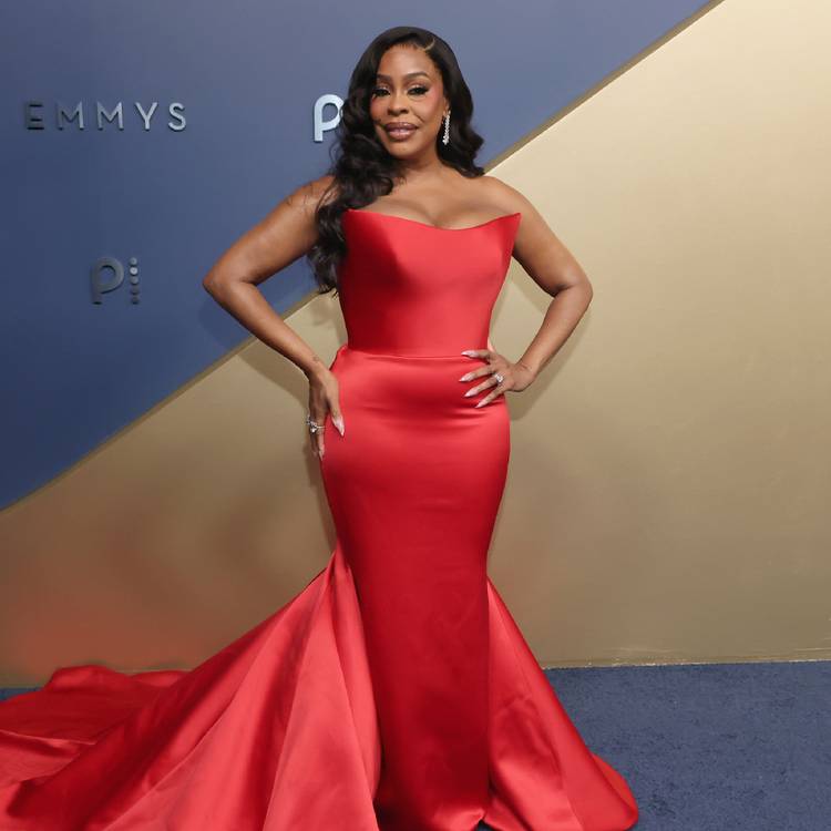  Niecy Nash-Betts attends the 78th Primetime Emmy Awards at Peacock Theater on September 14, 2026 in Los Angeles, California
