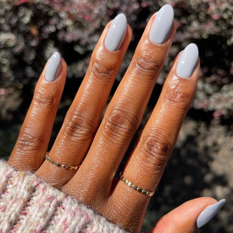 blue gray nails