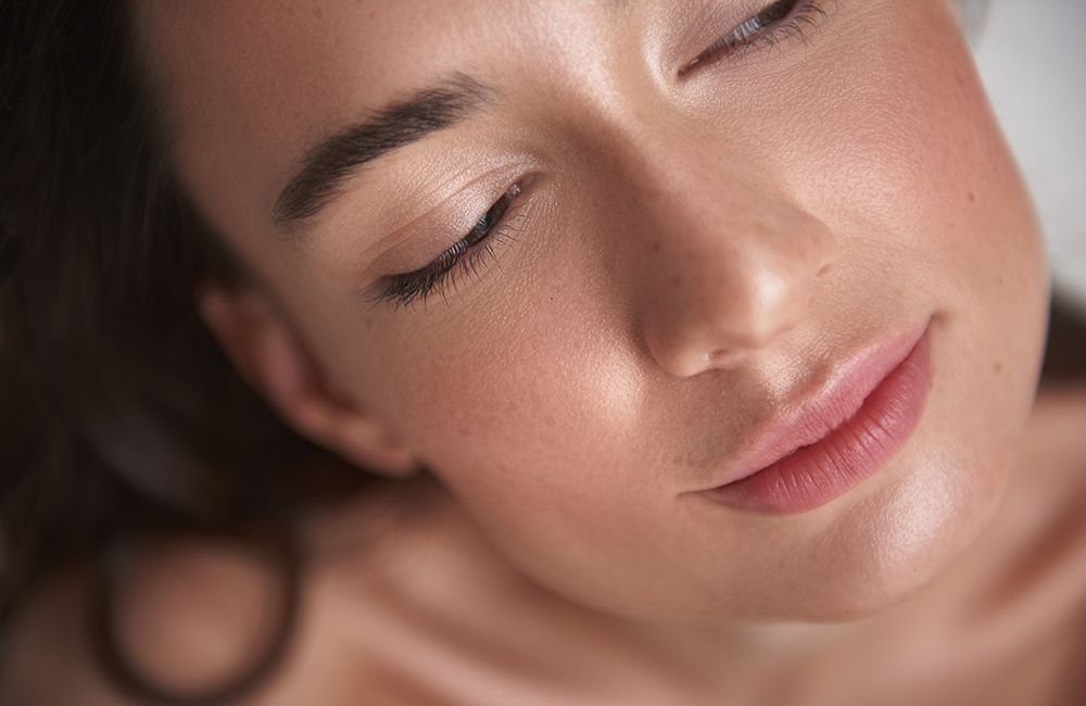 This Viral De-Puffing Mask Is Half Off Today Only