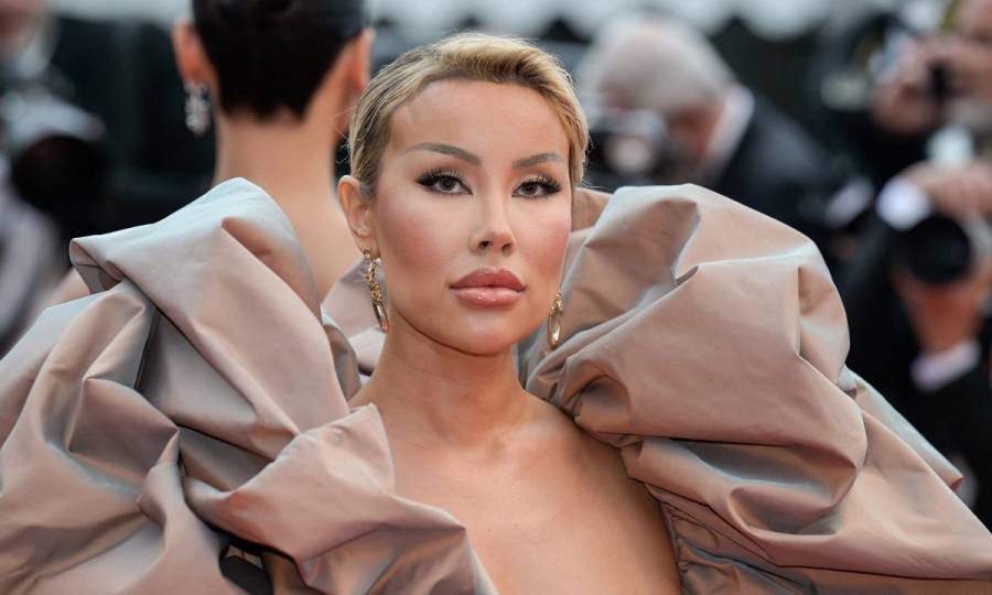 Lisa Opie poses on Cannes red carpet