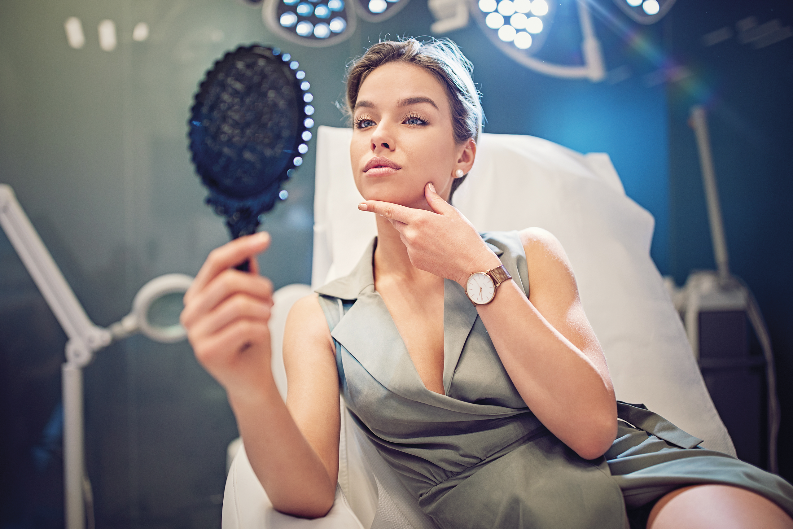 Experts Give Their Take on 5 of the Most Common Facelift Questions