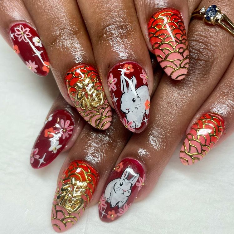 Ornate Lunar New Year Mani