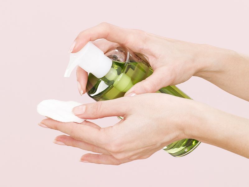 Micellar Oils Are Trending: Here’s What to Know