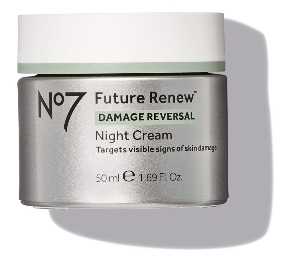 Award Photo: Future Renew Damage Reversal Night Cream