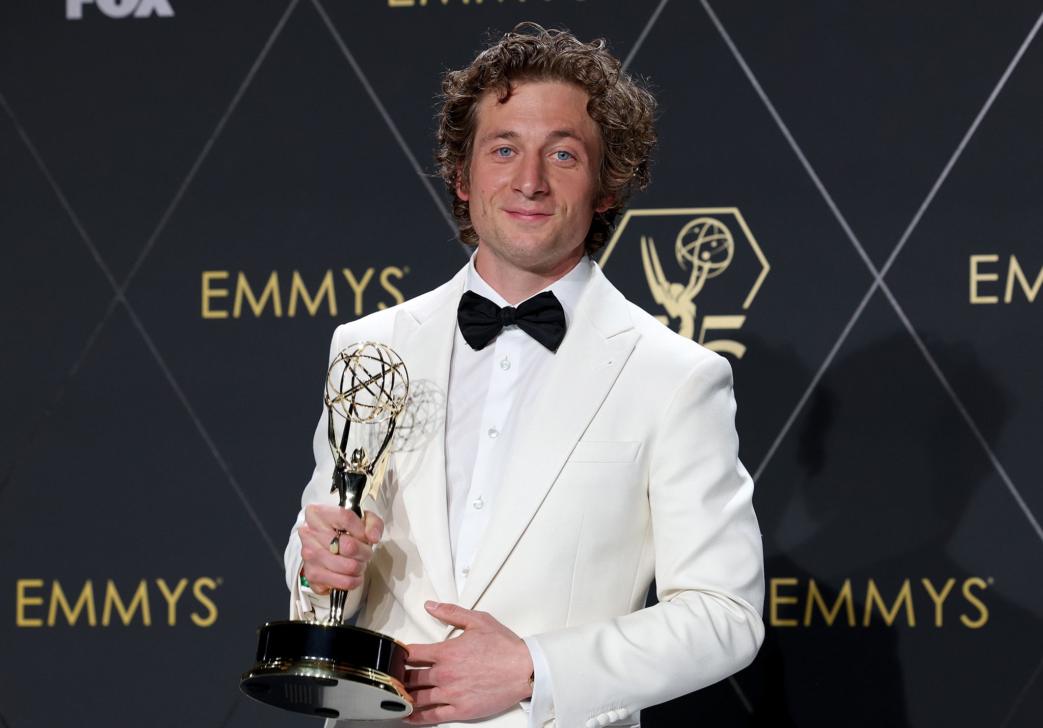 jeremy allen white