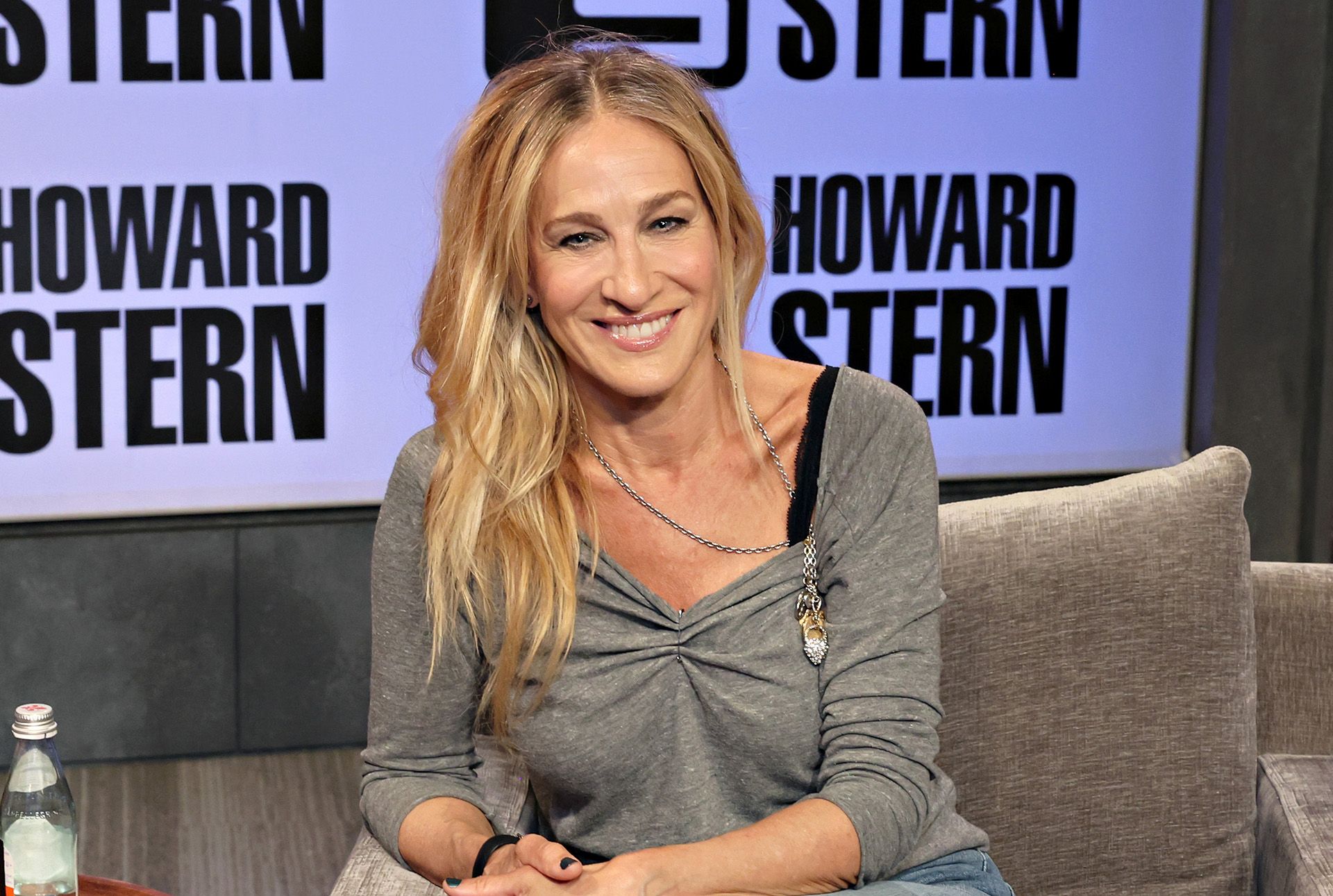 Sarah Jessica Parker Tells Howard Stern She “Missed Out” on the “Midlife Facelift”