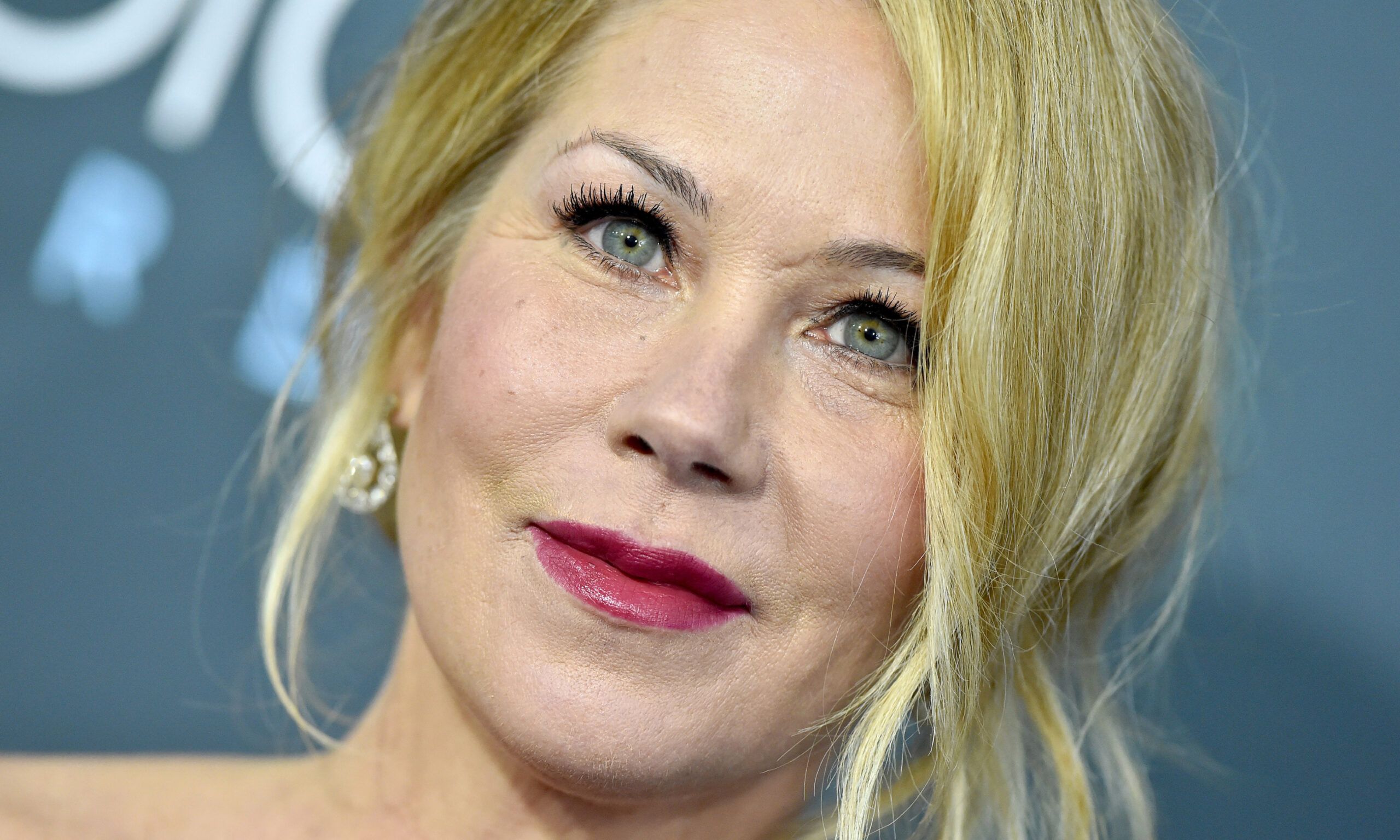 Christina Applegate's eye bag removal