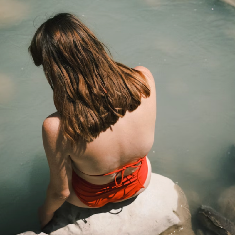 Warm Tobacco Hair Gives Your Brunette Color a Sun-Kissed Upgrade