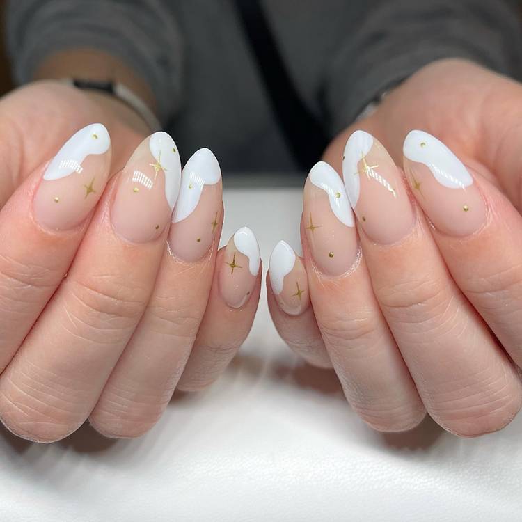 Cartoon Cloud Nails