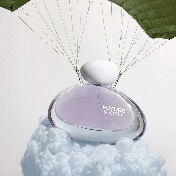future-society-cloud-reverie-perfume