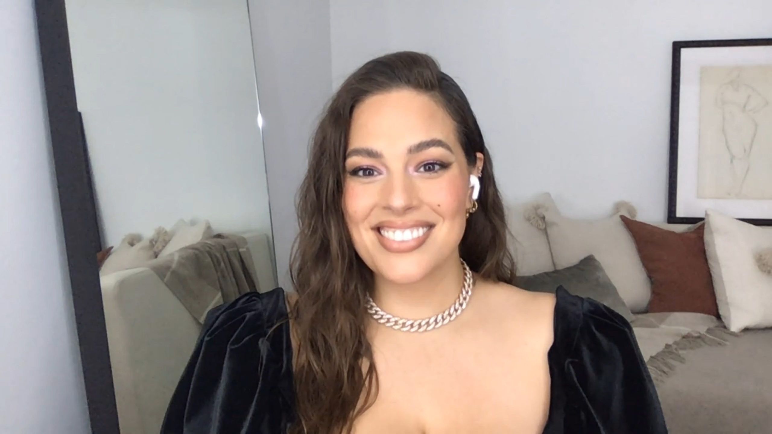 The Derm-Recommended Vitamin C Serum Ashley Graham Swears By