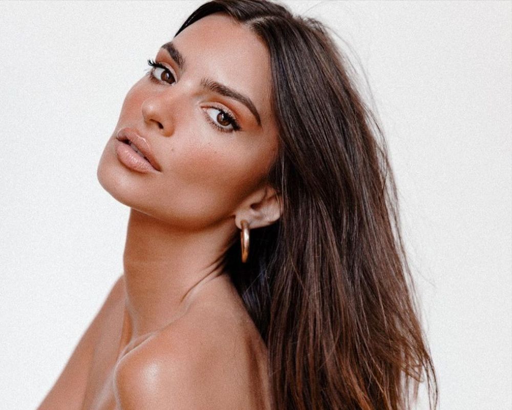 Emily Ratajkowski Reveals Her Drugstore Beauty Musts