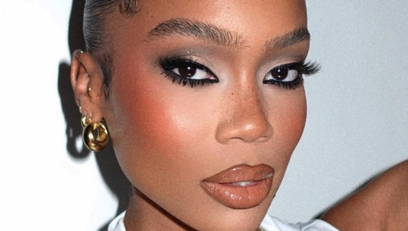 woman with full face of makeup