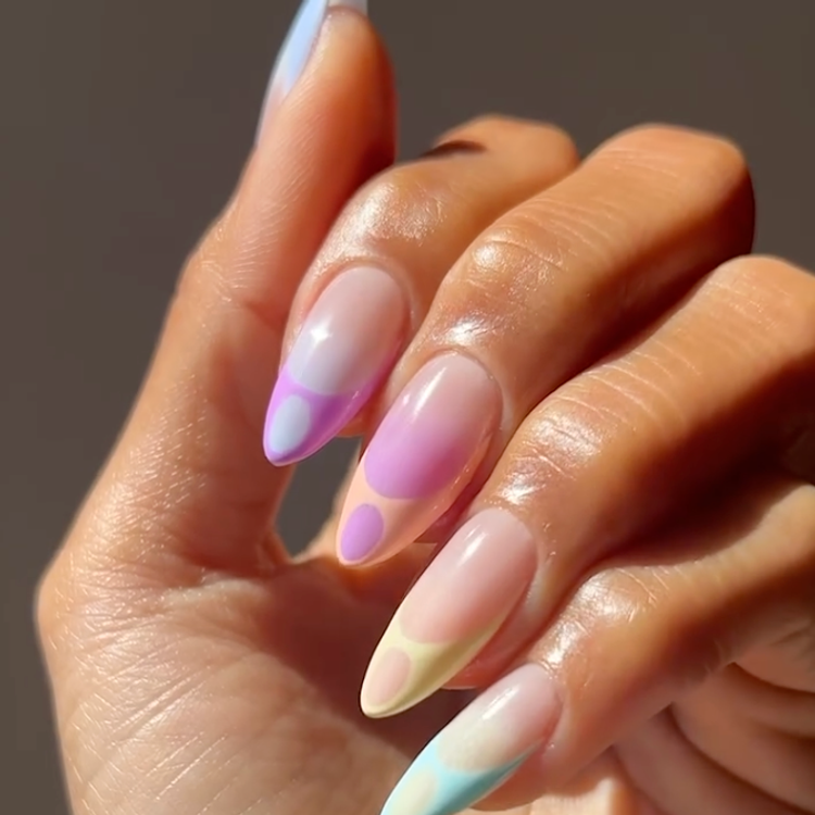 Eyeshadow French tips