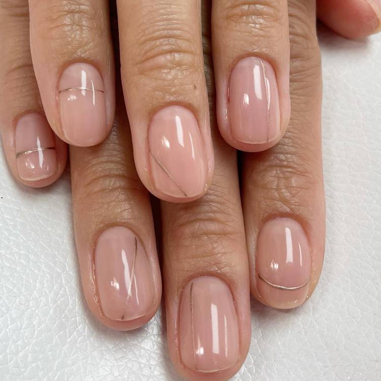 Golden Lining Nails