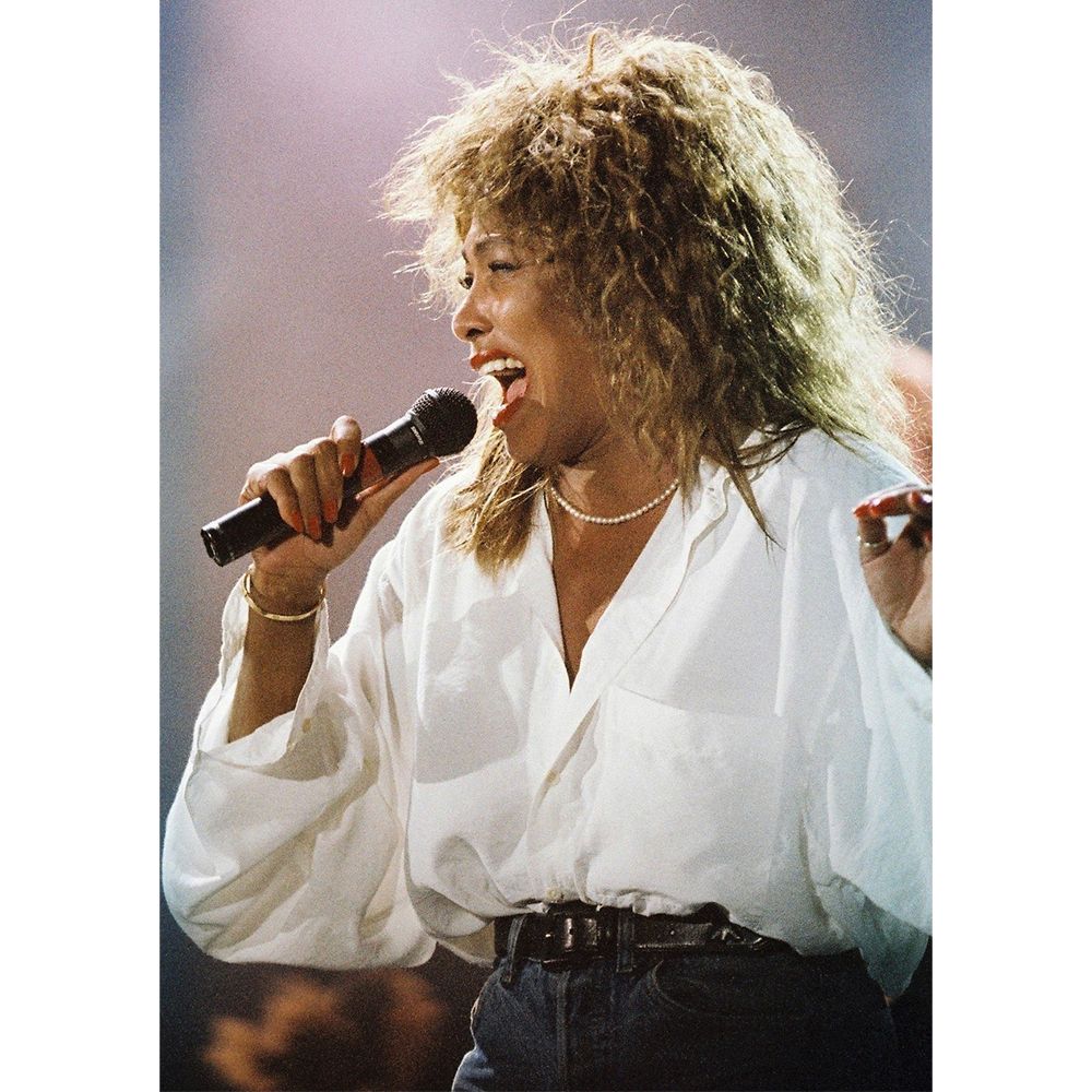 Foreign Affairs: 1990