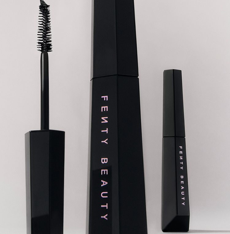 Fenty Beauty Hella Thicc Volumizing Mascara