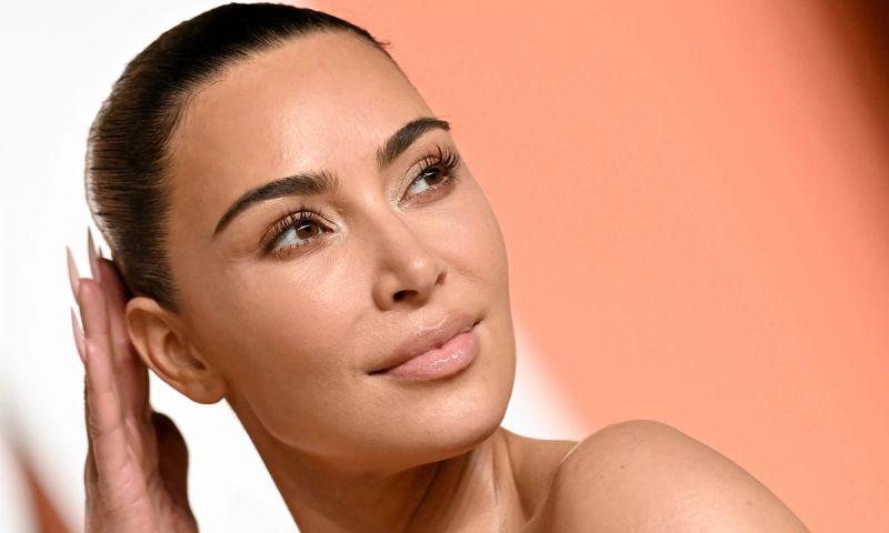 Kim Kardashian attends the 2025 Vanity Fair Oscar Party Hosted By Radhika Jones at Wallis Annenberg Center for the Performing Arts on March 02, 2025 in Beverly Hills, California.