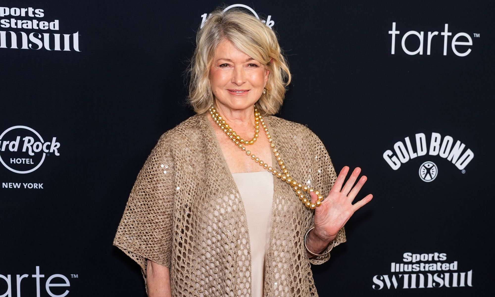 martha stewart on red carpet