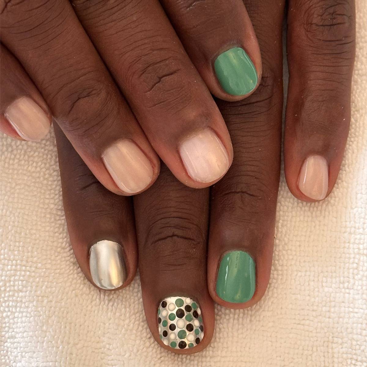 dwayne wade met gala nails