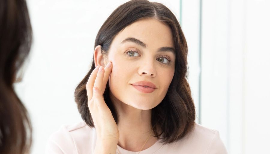 lucy hale